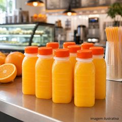 GARRAFA PLÁSTICA PARA SUCO QUADRADA COM TAMPA 300ML
